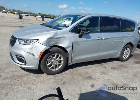 2026 Chrysler Pacifica Select из США, поврежденный, VIN 2C4RC1BGXTR171671